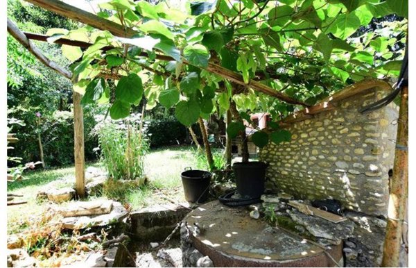 casa indipendente in vendita a Narni