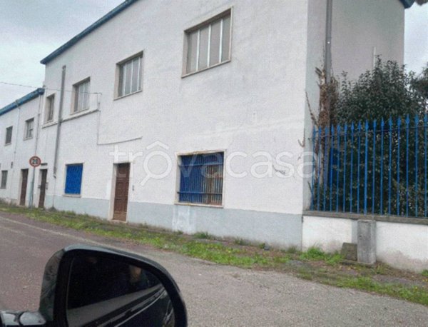 locale commerciale in vendita a Narni in zona Montoro