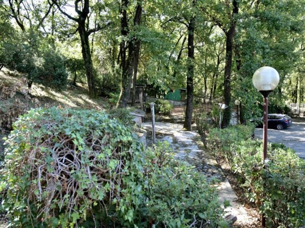casa indipendente in vendita a Narni