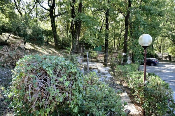 casa indipendente in vendita a Narni