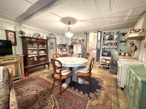 appartamento in vendita a Narni in zona Montoro