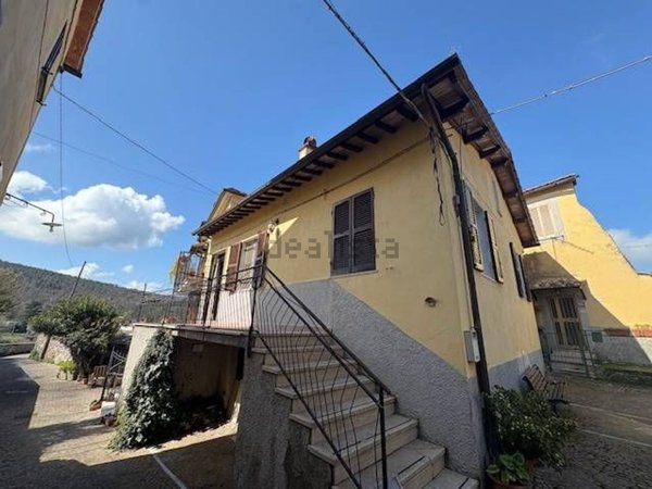 casa indipendente in vendita a Narni in zona Capitone