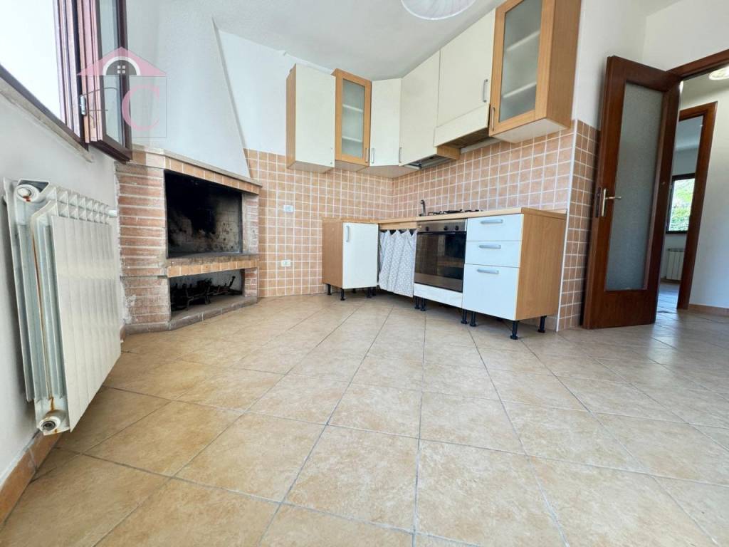 appartamento in vendita a Narni in zona Narni Scalo