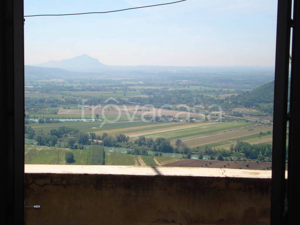 appartamento in vendita a Narni in zona San Vito