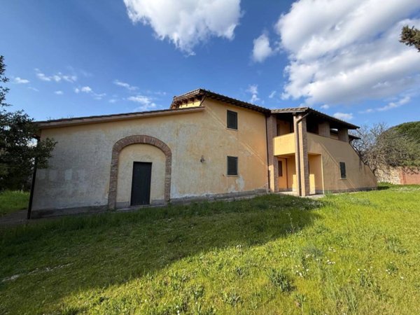 casa indipendente in vendita a Narni