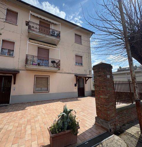 appartamento in vendita a Narni in zona Narni Scalo