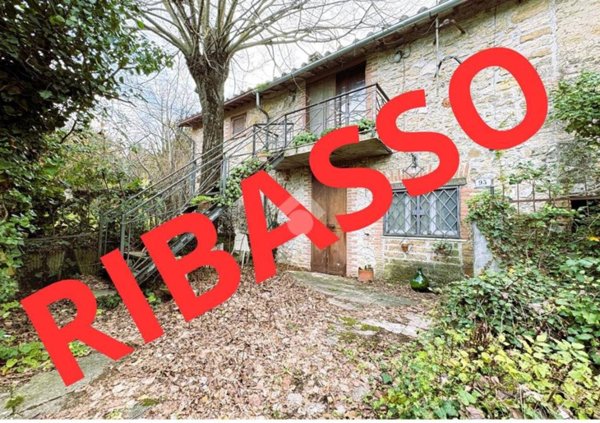 casa indipendente in vendita a Narni