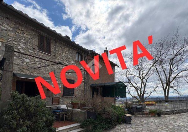 appartamento in vendita a Narni in zona Narni Scalo