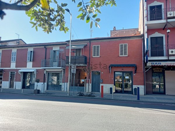 appartamento in vendita a Narni in zona Narni Scalo