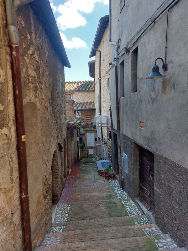 appartamento in vendita a Narni in zona Montoro