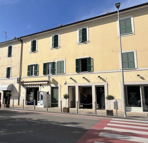 negozio in vendita a Narni in zona Narni Scalo