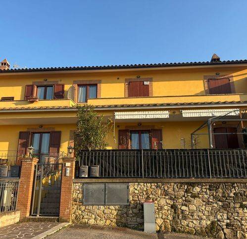 appartamento in vendita a Narni in zona Taizzano