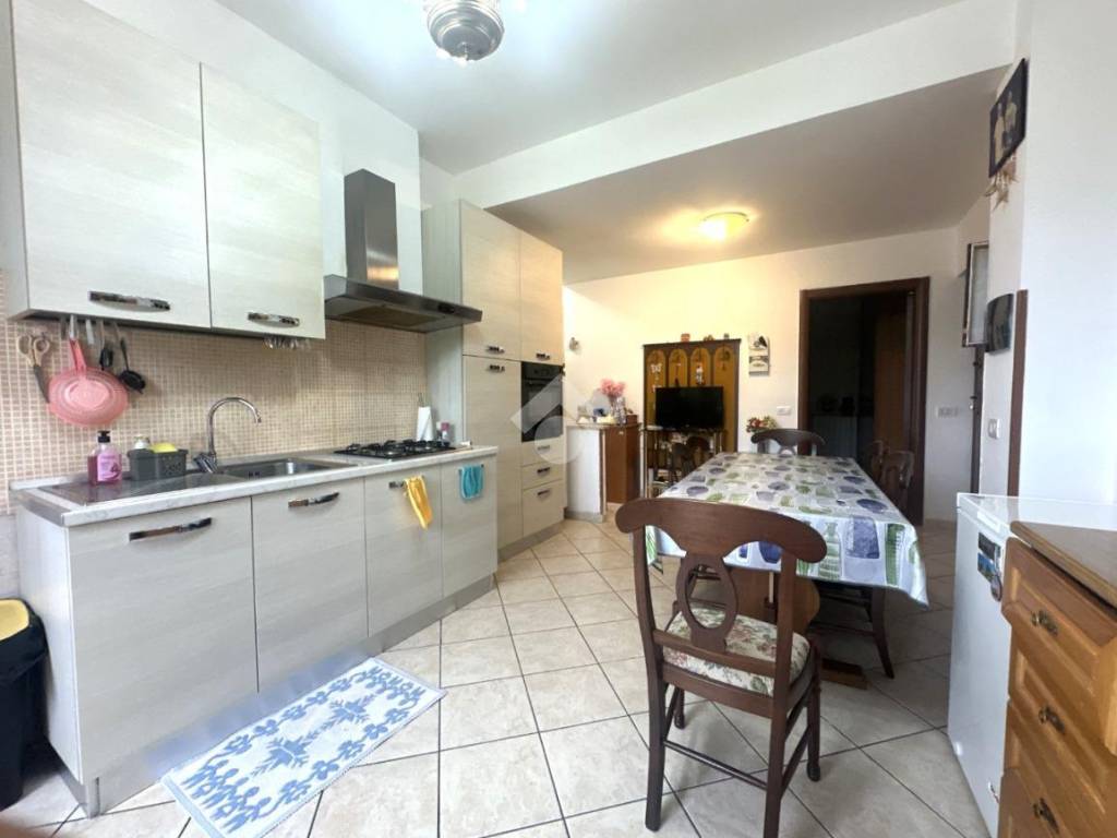 appartamento in vendita a Narni in zona Narni Scalo