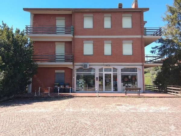 appartamento in vendita a Narni in zona Narni Scalo