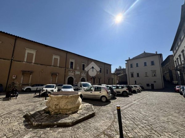 locale commerciale in vendita a Narni in zona Tre ponti
