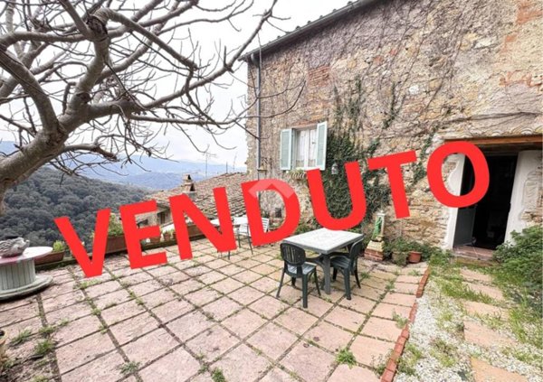appartamento in vendita a Narni in zona Montoro