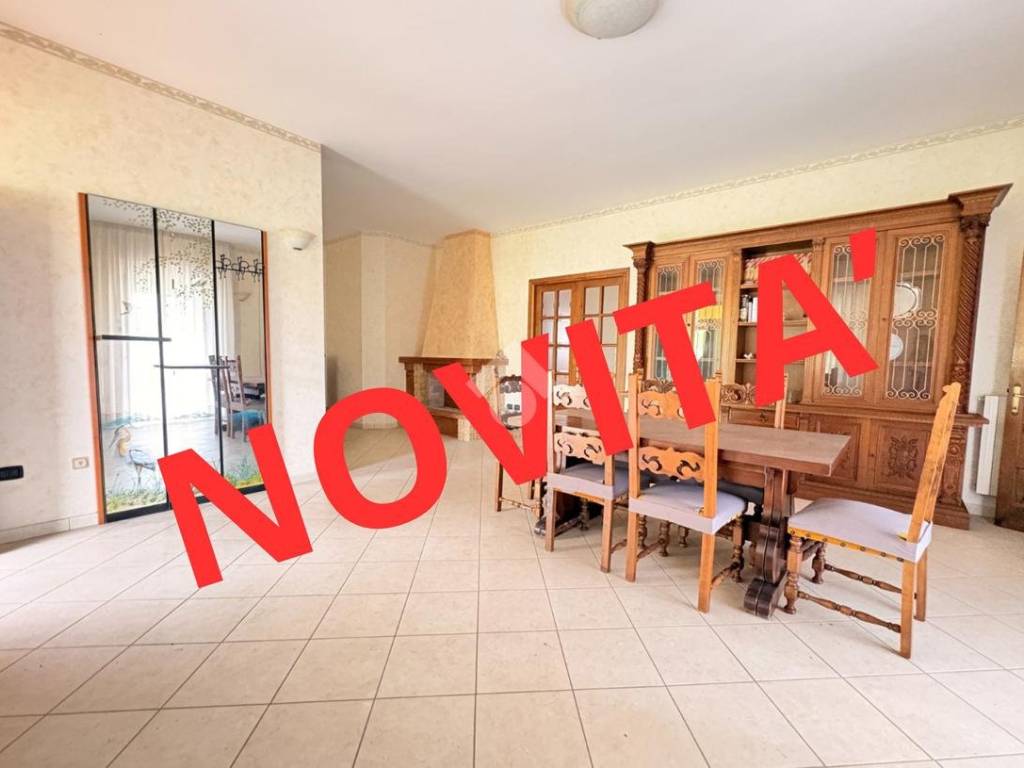 casa indipendente in vendita a Narni