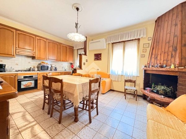 appartamento in vendita a Narni in zona Narni Scalo