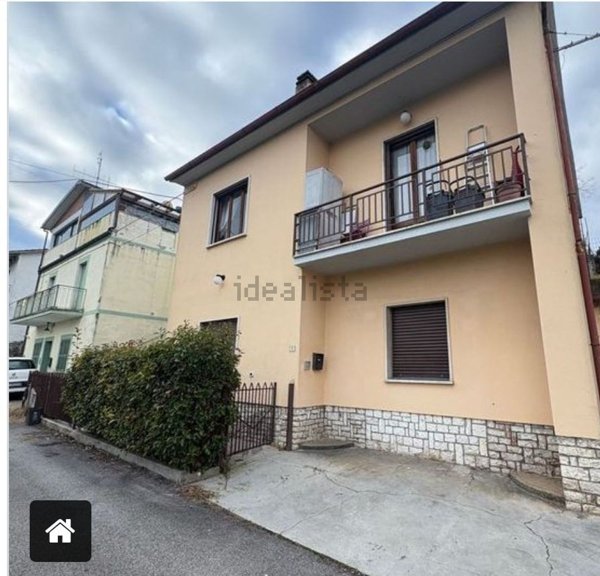 casa indipendente in vendita a Narni