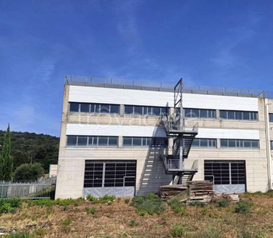 capannone in vendita a Narni in zona San Liberato