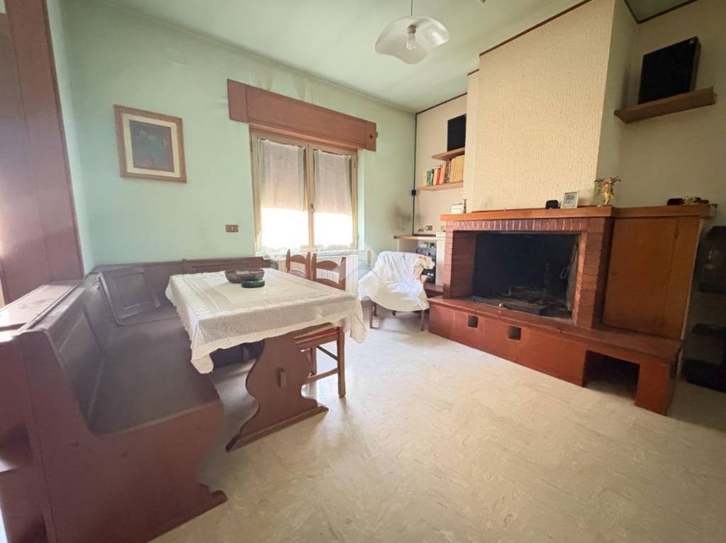 appartamento in vendita a Narni in zona Narni Scalo
