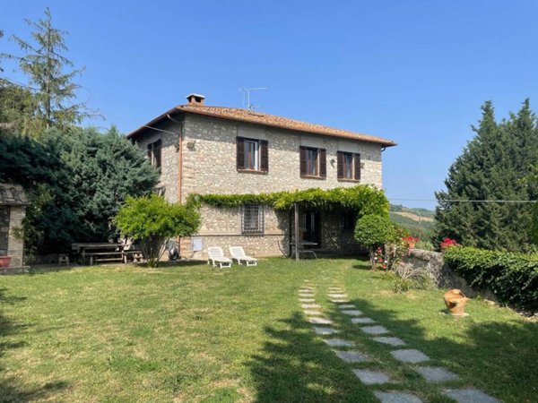 casa indipendente in vendita a Narni