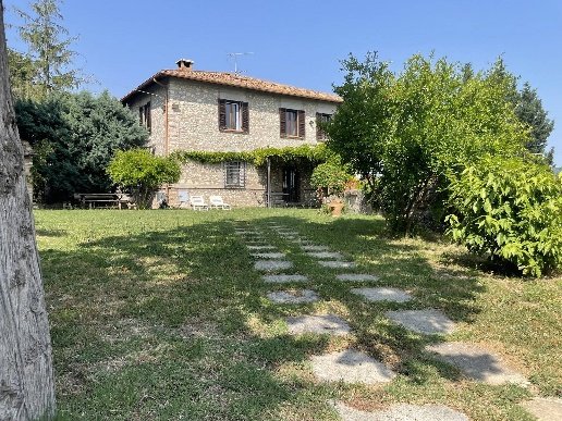 casa indipendente in vendita a Narni