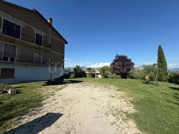casa indipendente in vendita a Narni