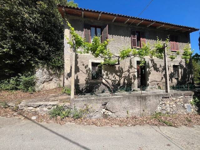 casa indipendente in vendita a Narni in zona Taizzano
