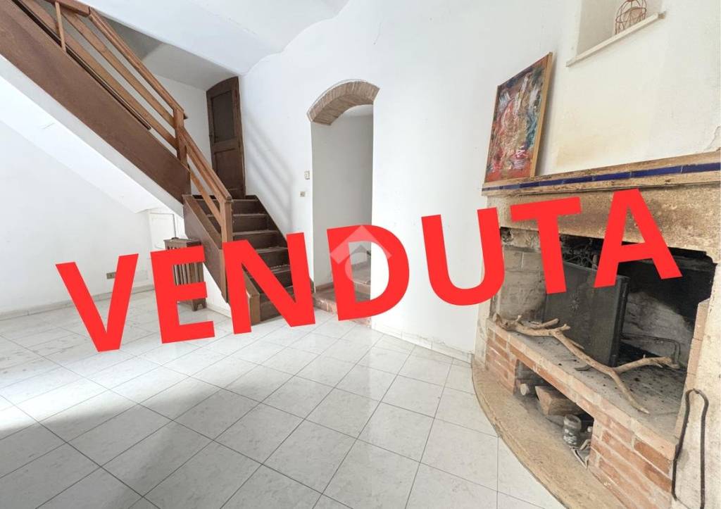 appartamento in vendita a Narni in zona Tre ponti