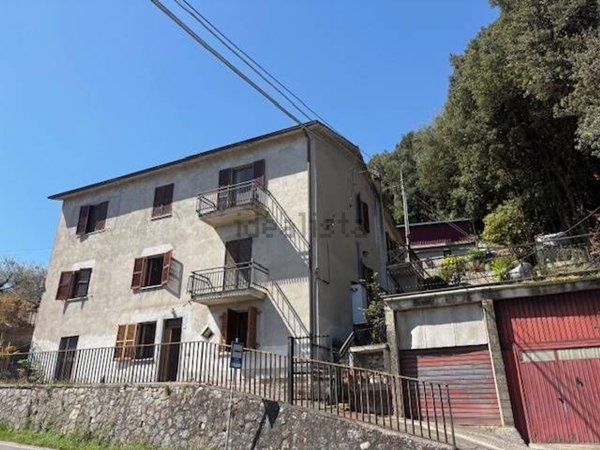 casa semindipendente in vendita a Narni in zona Capitone