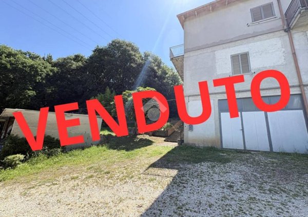 casa indipendente in vendita a Narni in zona Taizzano