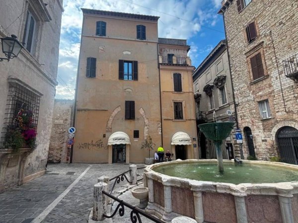 appartamento in vendita a Narni in zona Tre ponti