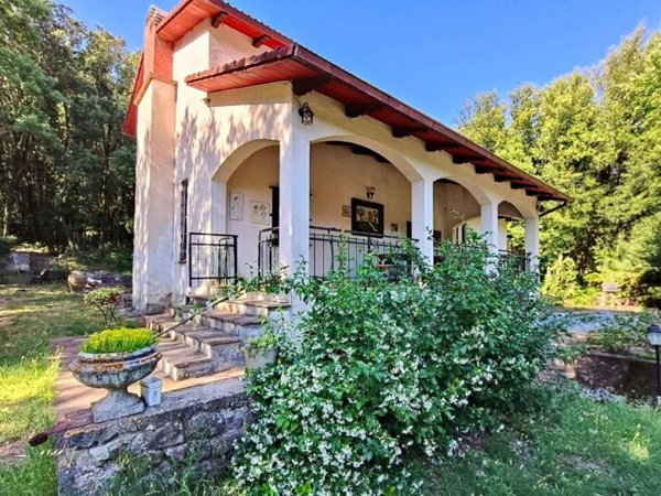 casa indipendente in vendita a Narni in zona Itieli