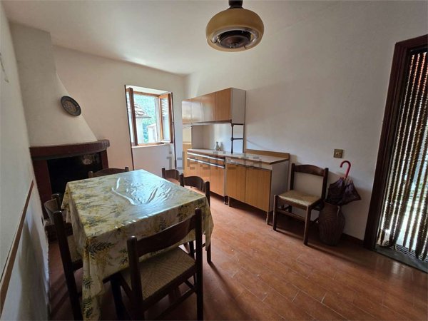 casa indipendente in vendita a Narni in zona Sant'Urbano