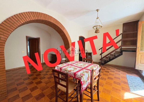 appartamento in vendita a Narni in zona Santa Lucia