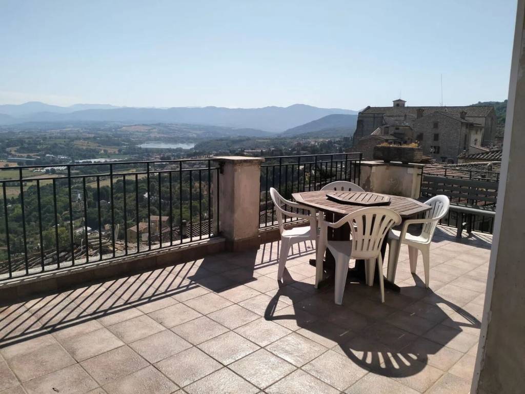 appartamento in vendita a Narni in zona Tre ponti