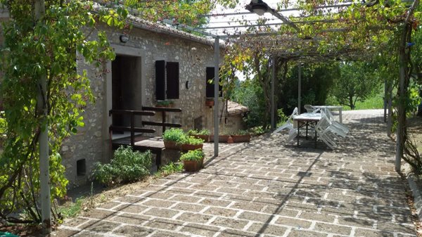 casa indipendente in vendita a Narni in zona Vigne