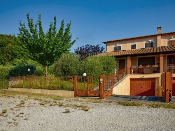 casa indipendente in vendita a Narni in zona Narni Scalo