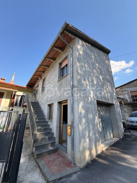 casa indipendente in vendita a Narni