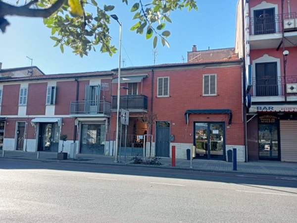 appartamento in vendita a Narni in zona Narni Scalo