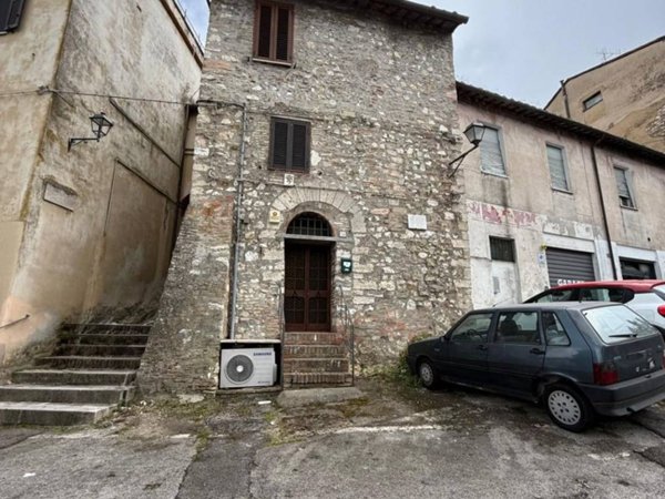 appartamento in vendita a Narni in zona Tre ponti