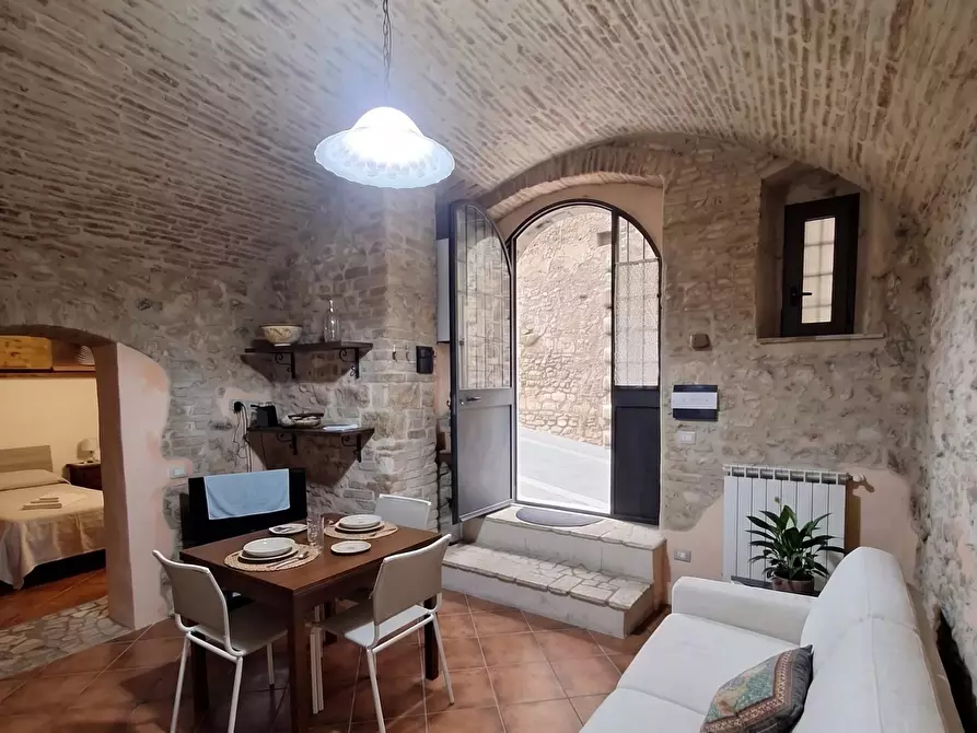 casa indipendente in vendita a Narni in zona Tre ponti