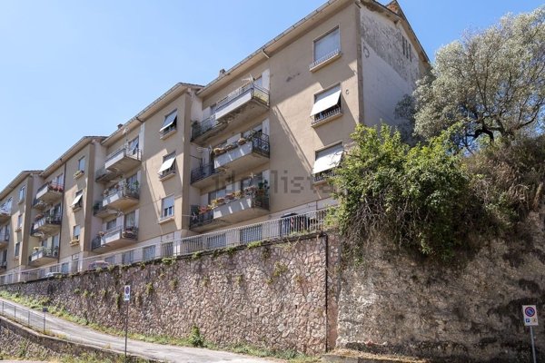appartamento in vendita a Narni in zona Tre ponti