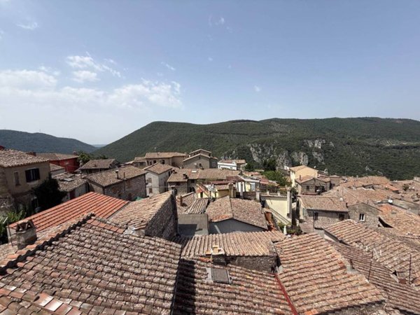 appartamento in vendita a Narni in zona Tre ponti