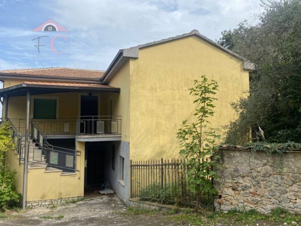 casa indipendente in vendita a Narni in zona Capitone