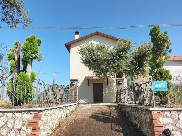 casa indipendente in vendita a Narni in zona Gualdo
