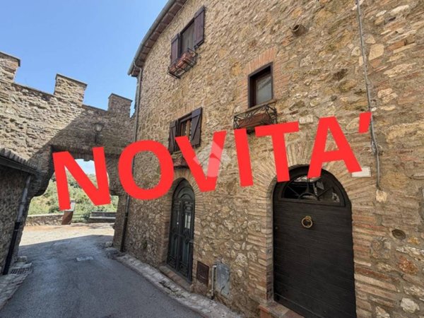 appartamento in vendita a Narni in zona Santa Lucia