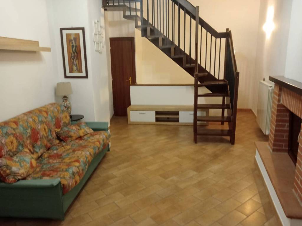 casa indipendente in vendita a Narni in zona Tre ponti