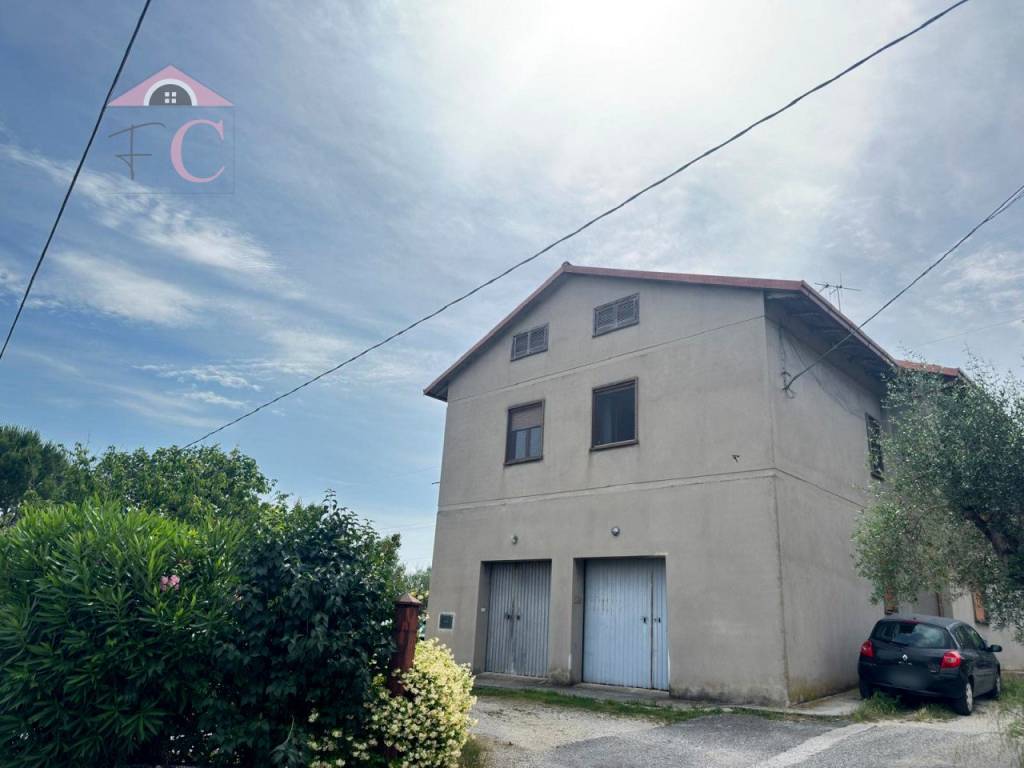 appartamento in vendita a Narni in zona Narni Scalo
